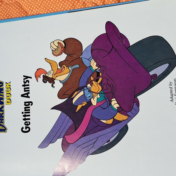 1992 Darkwing Duck book - Picture 3 of 7